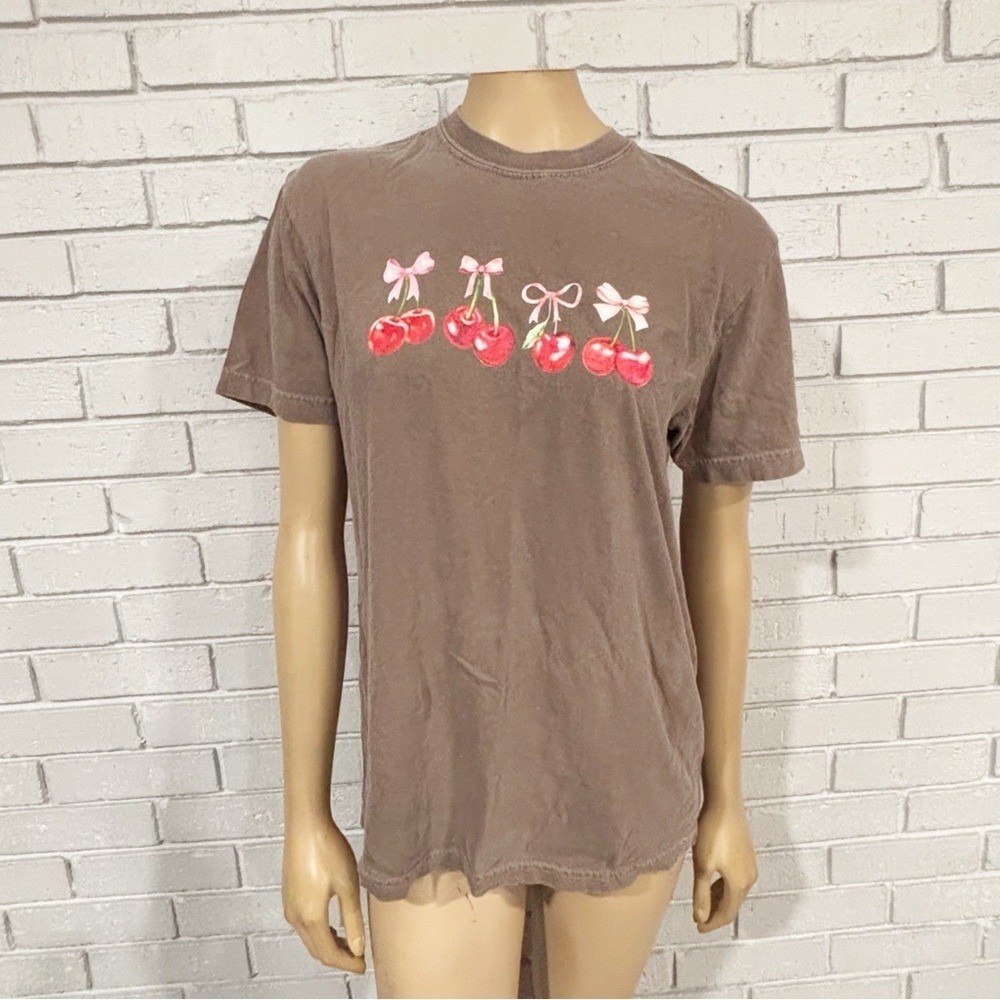 Comfort Colors Brown Cherry Bow Graphic Tee Heavyweight Cotton Statement M